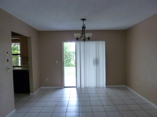 22748 Southwest 65th Avenue Boca Raton, FL 33428 - Photo 9 of 15