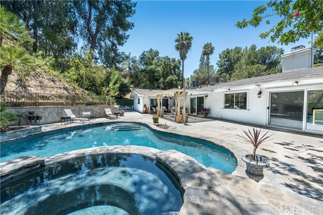 4450 La Barca Drive Tarzana, CA 91356 - Photo 28 of 28