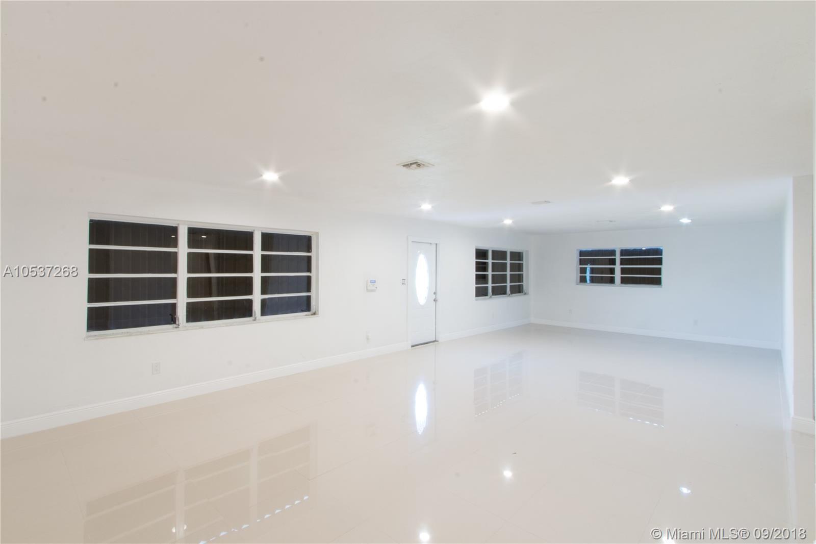 1243 Redland Road Florida City, FL 33034 - Photo 6 of 38 Gallery Image 6