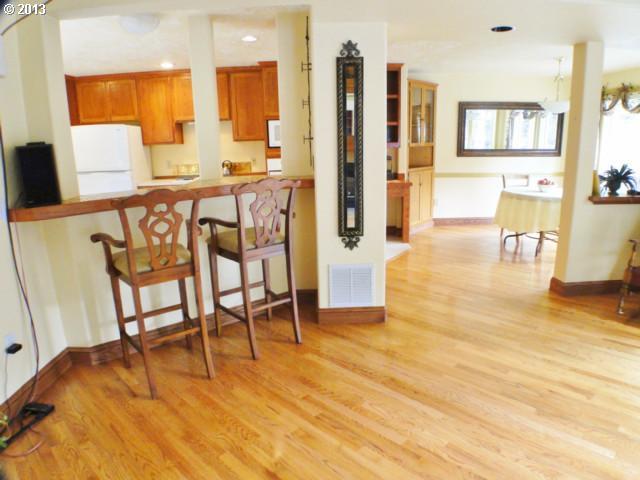 12460 Southwest Boones Ferry Road Lake Oswego, OR 97035 - Photo 9 of 16 Gallery Image 9