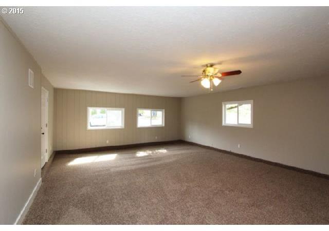 254 Paxton Road Kelso, WA 98626 - Photo 9 of 16 Gallery Image 9