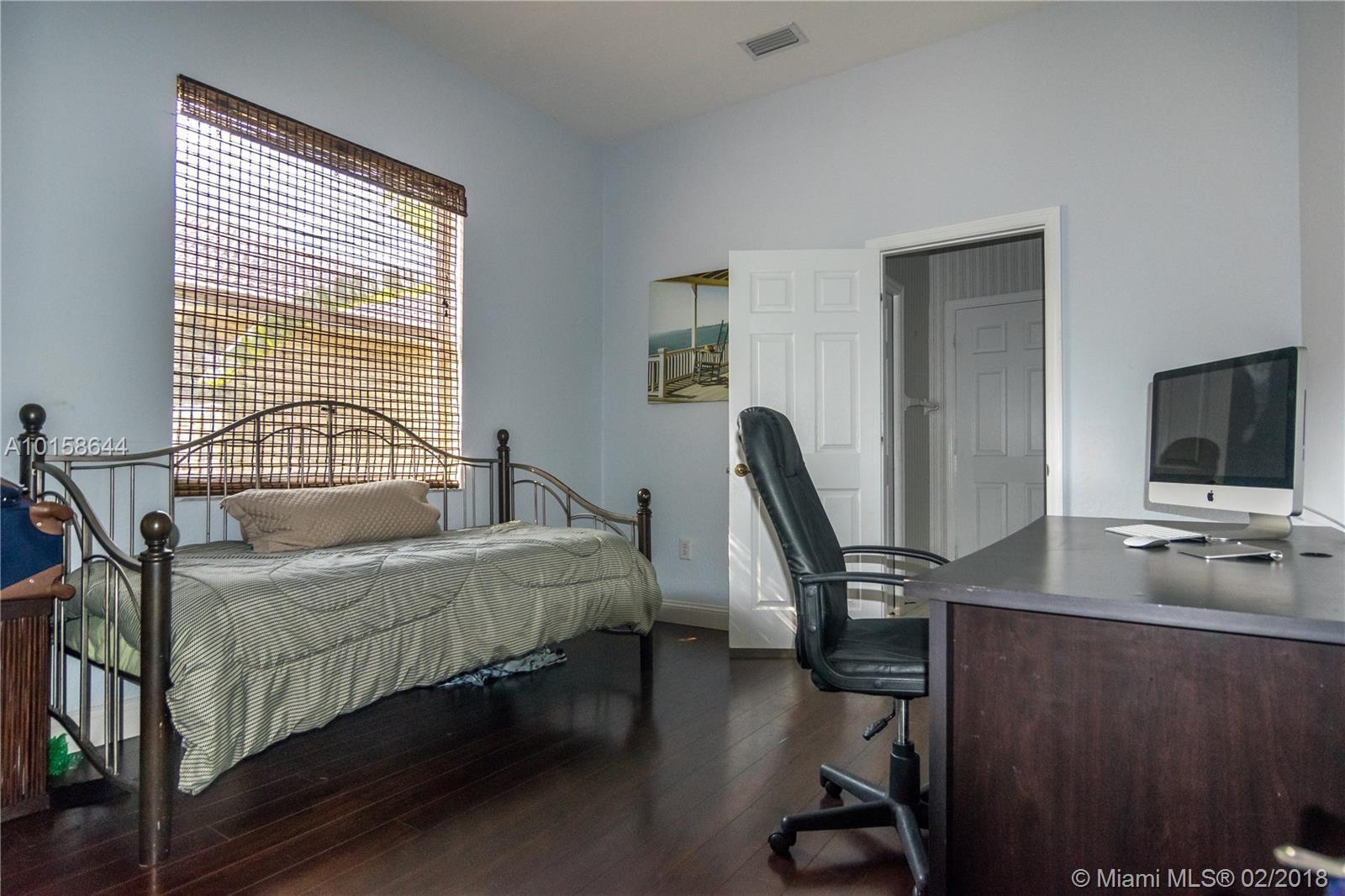 Harbour Lakes Estates Miramar, FL 33029 - Photo 20 of 27