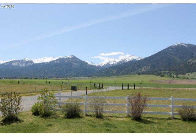 44293 Lone Pine Road Haines, OR 97833 - Photo 12 of 16