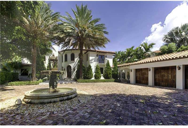 3040 North Bay Road Miami Beach, FL 33140 - Photo 1 of 19