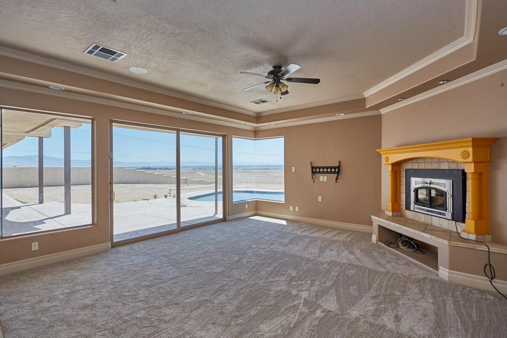 12914 La Cresta Drive Apple Valley, CA 92308 - Photo 6 of 18