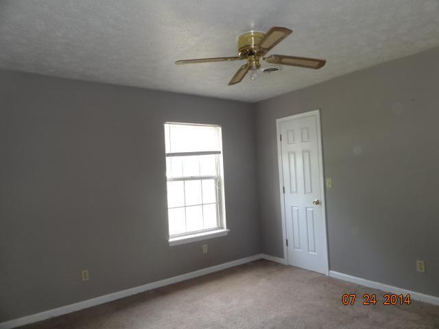 999 State Line Road Oak Grove, KY 42262 - Photo 14 of 15