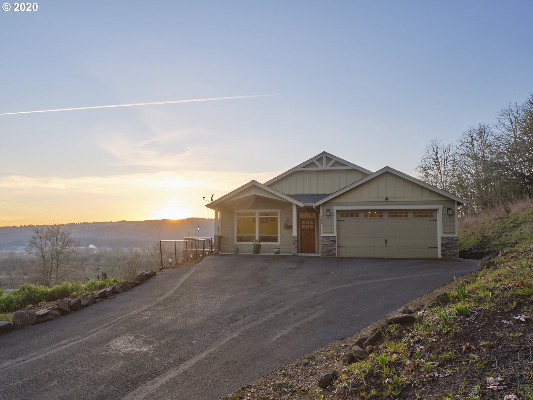 141 Bluff Road Kelso, WA 98626 - Photo 1 of 32 Gallery Image 1