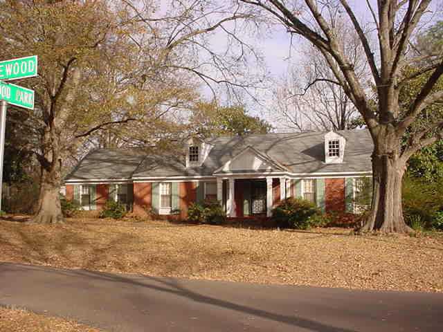 4498 Ridgewood Road Memphis, TN 38116 - Photo 2 of 3 Gallery Image 2