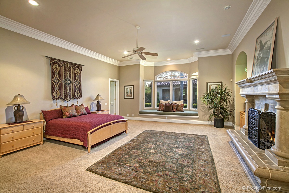 18050 Rancho La Cima Drive Rancho Santa Fe, CA 92067 - Photo 11 of 19