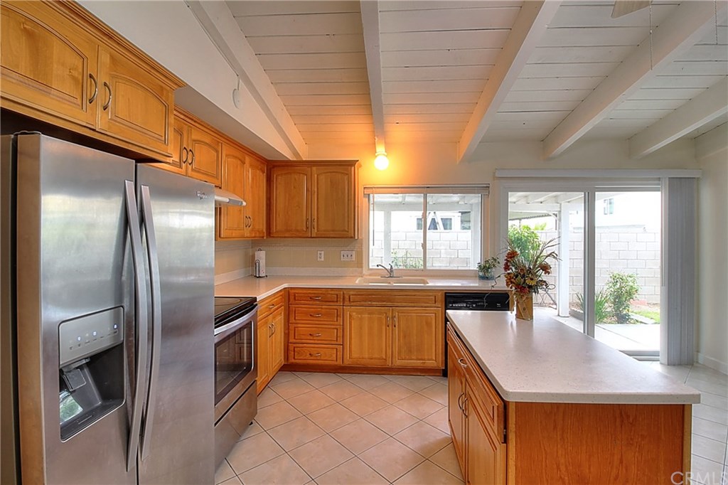 141 South Beth Circle Anaheim, CA 92806 - Photo 11 of 29