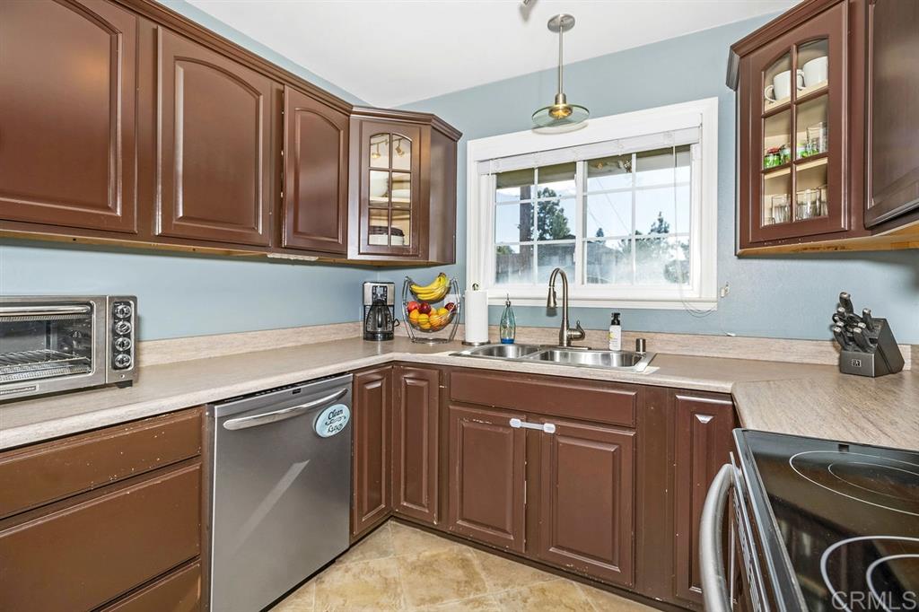 7574 Seton Hall Street La Mesa, CA 91942 - Photo 8 of 25