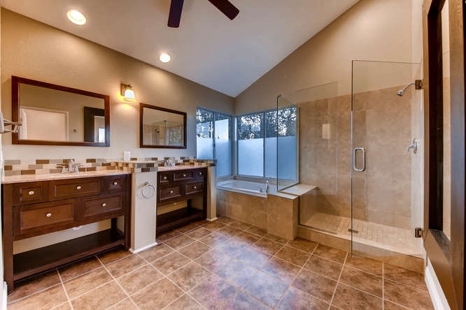 316 Camino Parque Oceanside, CA 92057 - Photo 16 of 25