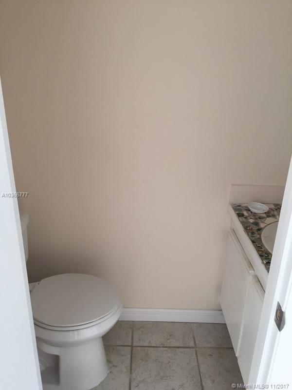 115 Southwest 3rd Street, Unit 115 Pompano Beach, FL 33060 - Photo 6 of 17