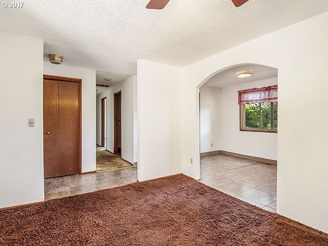 6151 Southwest Multnomah Boulevard Portland, OR 97219 - Photo 7 of 32 Gallery Image 7