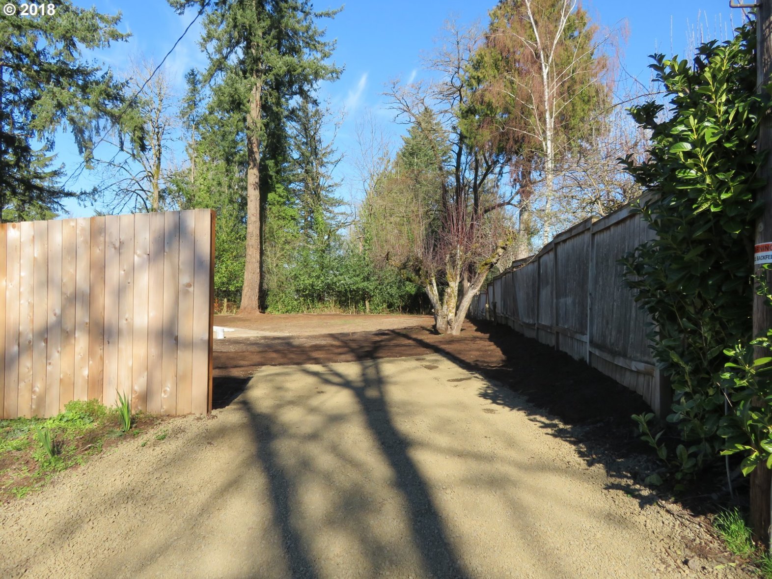 5140 Southwest Maplewood Road Portland, OR 97219 - Photo 28 of 30 Gallery Image 28