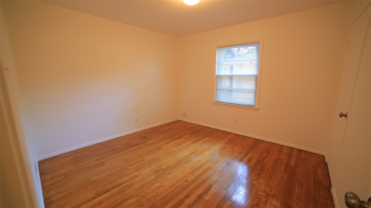 916 Vaughn Road Memphis, TN 38122 - Photo 9 of 20
