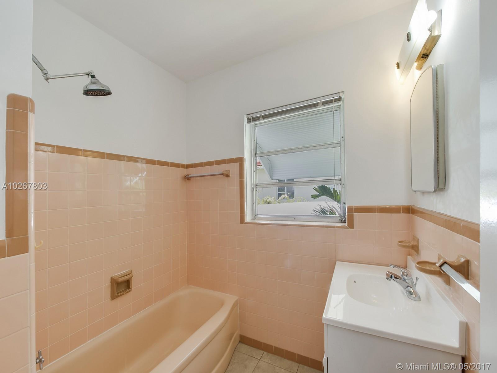 6090 Southwest 29th Street Miami, FL 33155 - Photo 7 of 14