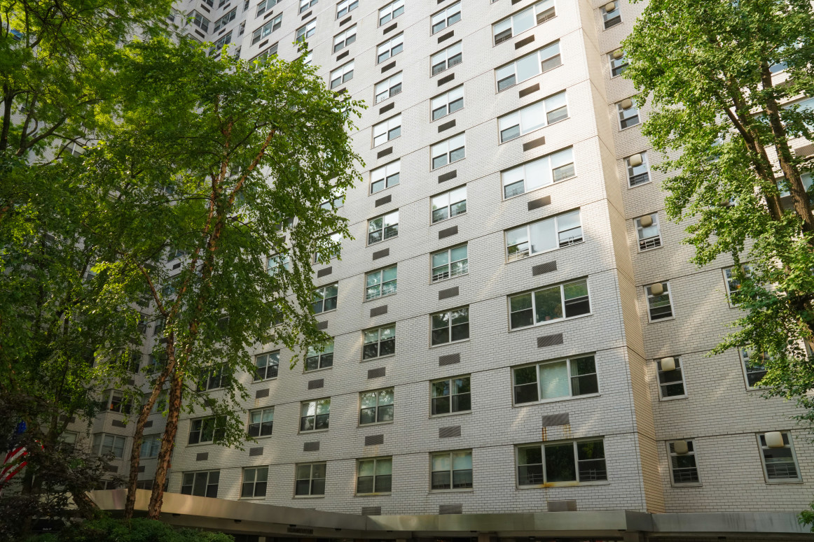 Stewart House 70 E 10th St, Manhattan, NY 10003 - Photo 2 of 15