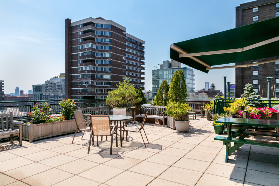 Tracy Towers 245 E 24th St, Manhattan, NY 10010 - Photo 4 of 5