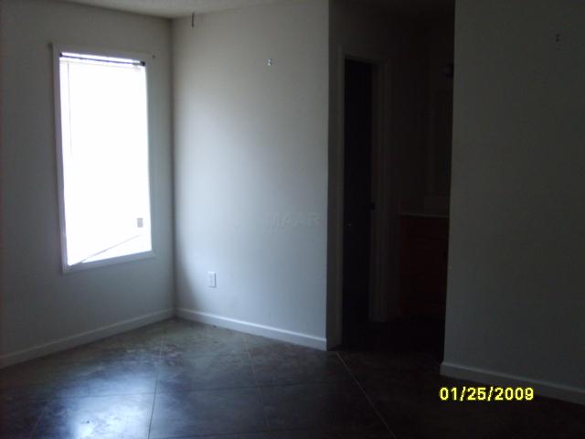 2177 Henrietta Road Memphis, TN 38134 - Photo 4 of 8 Gallery Image 4