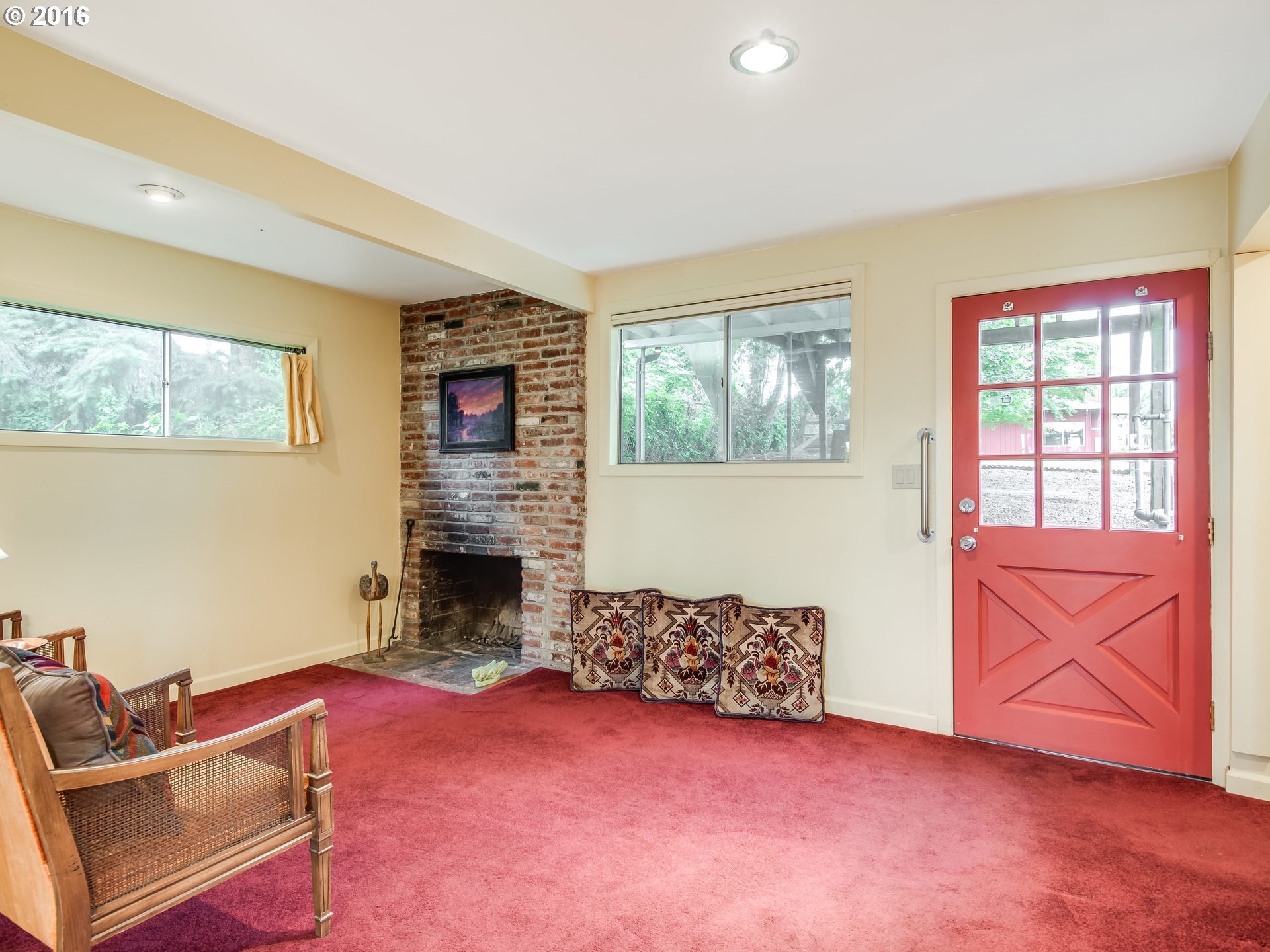 18 Southwest Alice Street Portland, OR 97219 - Photo 8 of 32 Gallery Image 8