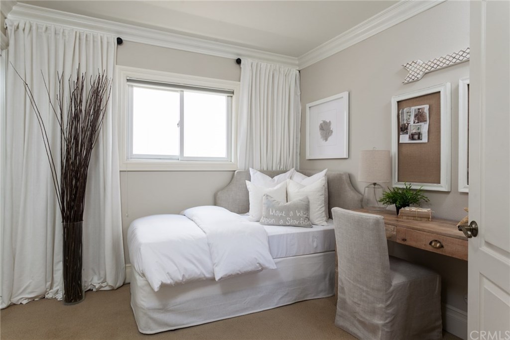 2608 West Oceanfront Newport Beach, CA 92663 - Photo 11 of 14