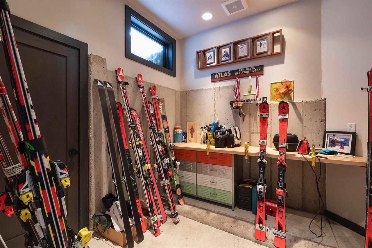 1460 Lanny Lane Olympic Valley, CA 96146 - Photo 19 of 21