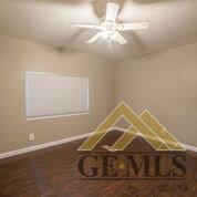 696 Renfro Road Bakersfield, CA 93314 - Photo 12 of 16 Gallery Image 12