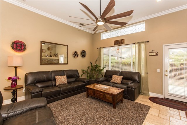 25342 Clear Canyon Circle Menifee, CA 92584 - Photo 5 of 34