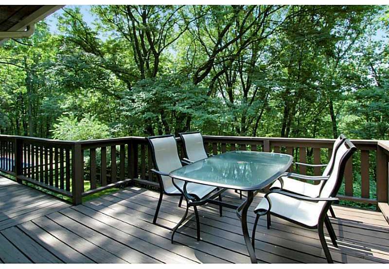 9147 Woodcrest Road Pittsburgh, PA 15237 - Photo 19 of 25 Gallery Image 19