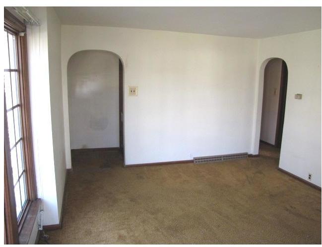 4332 Partell Street Butler, PA 16001 - Photo 3 of 11