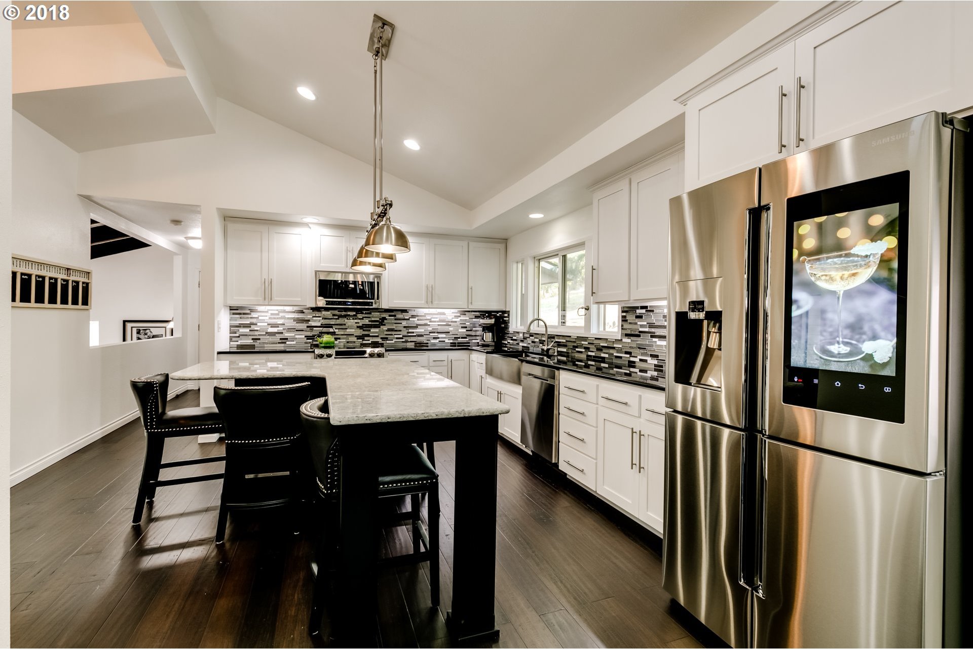34846 Mathews Road Eugene, OR 97405 - Photo 4 of 27