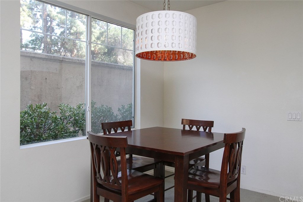 1100 Rosewalk Way Pasadena, CA 91103 - Photo 8 of 20