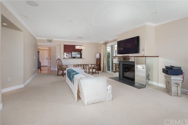 $1,259,000 | 1000 East Ocean Boulevard, Unit 301, Long Beach, CA 90802