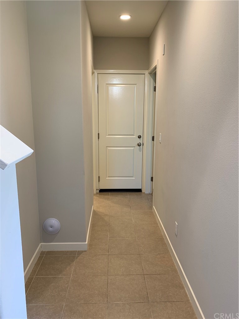 124 Tubeflower Irvine, CA 92618 - Photo 4 of 22