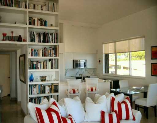 540 Brickell Key Drive, Unit 528 Miami, FL 33131 - Photo 5 of 8