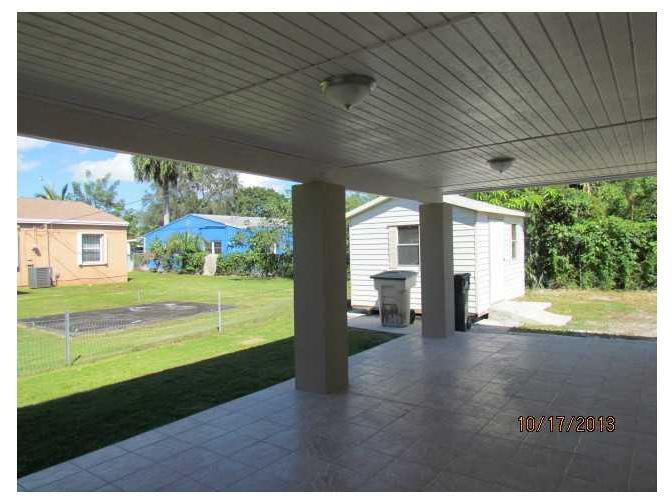 5879 Southwest 59th Street Miami, FL 33143 - Photo 5 of 28