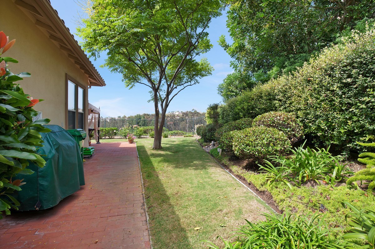 7133 Tatler Road Carlsbad, CA 92011 - Photo 3 of 25