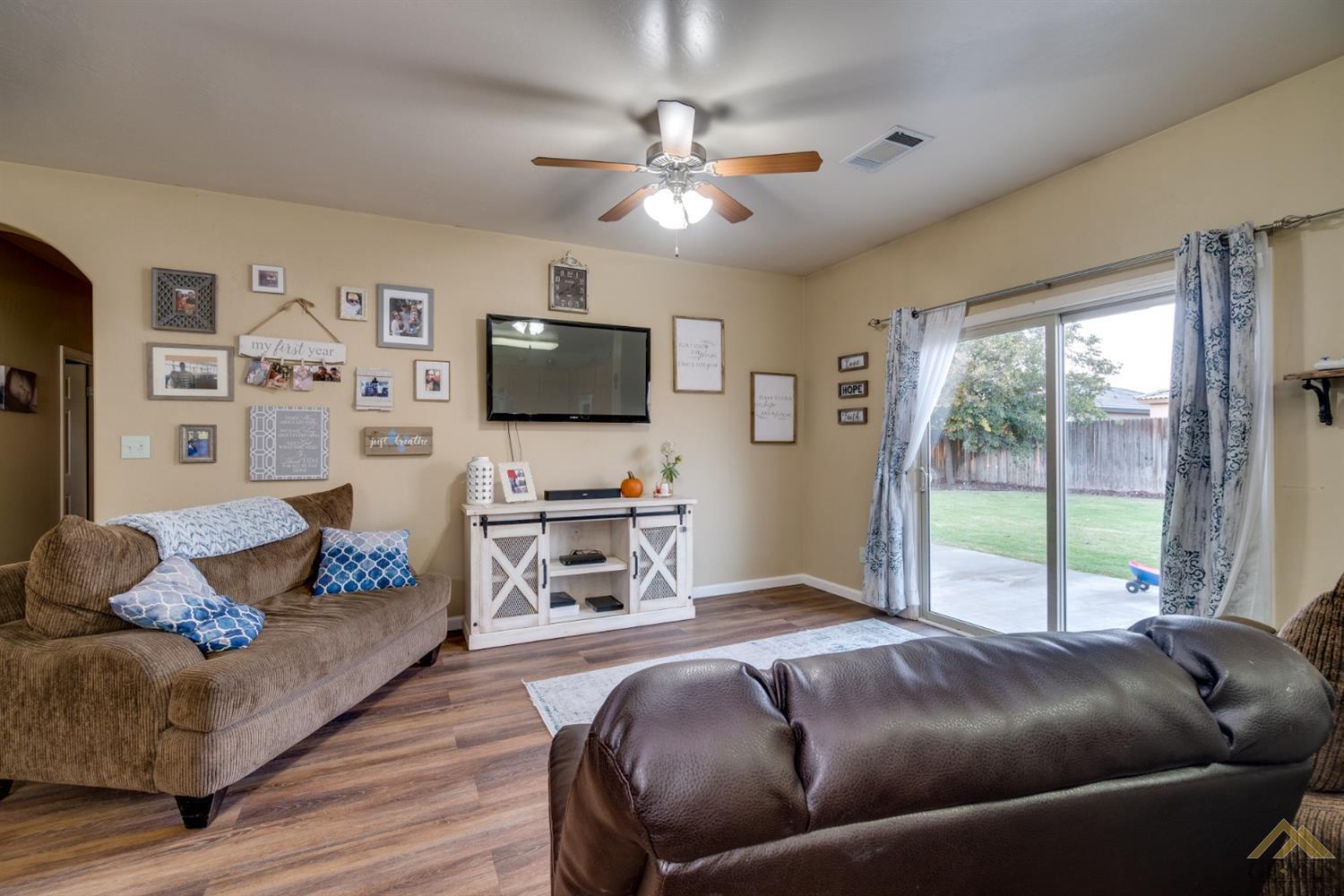 3314 Rio Grande Lane Bakersfield, CA 93313 - Photo 5 of 18 Gallery Image 5