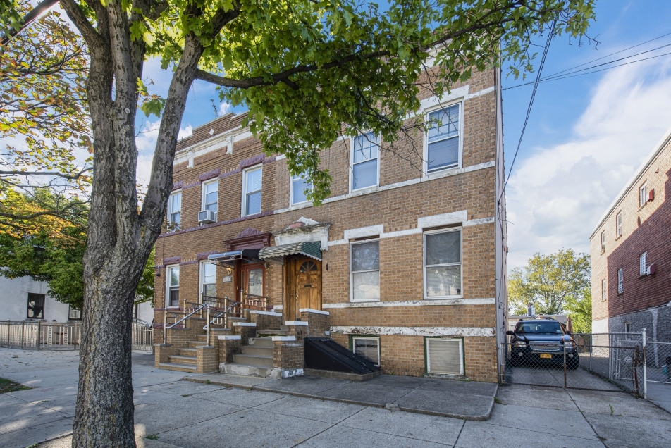 21-17 Amory Court Queens, NY 11385 - Photo 1 of 14