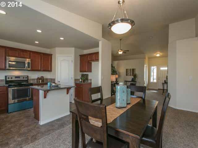 2991 Reed Avenue Woodburn, OR 97071 - Photo 6 of 14 Gallery Image 6