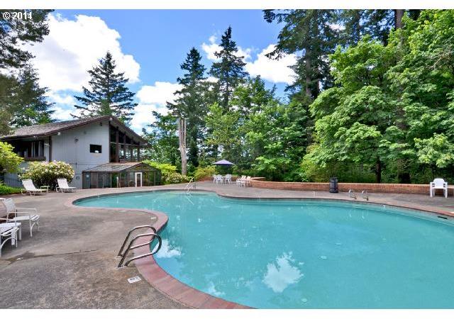 7532 Southwest Barnes Road, Unit C106 Portland, OR 97225 - Photo 13 of 16 Gallery Image 13