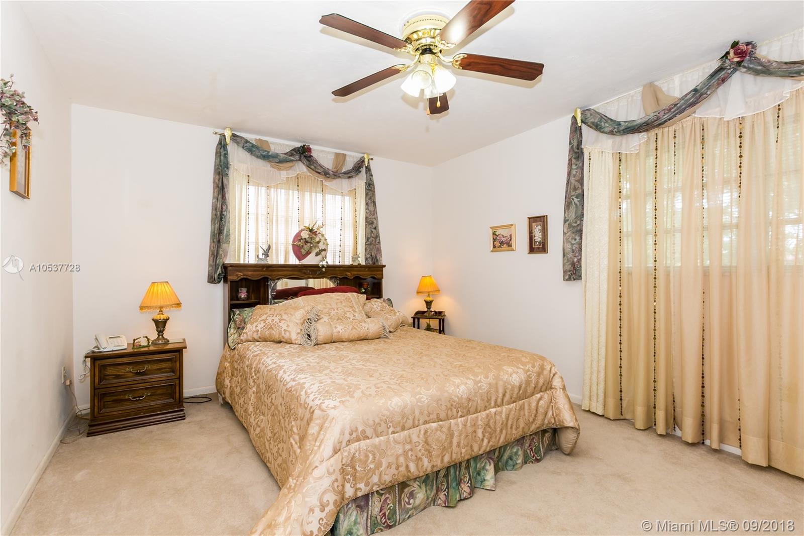 421 Northeast 108th Street Miami, FL 33161 - Photo 11 of 18