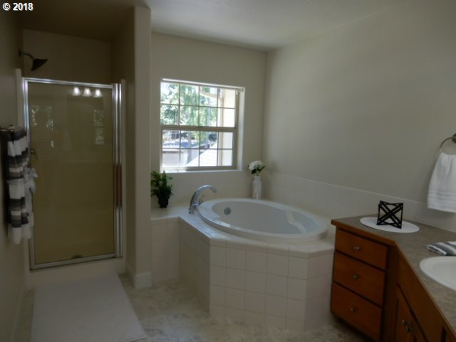 24807 Sertic Road Veneta, OR 97487 - Photo 25 of 29 Gallery Image 25