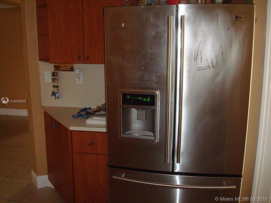 16616 Southwest 47th Terrace, Unit 16616 Miami, FL 33185 - Photo 5 of 17