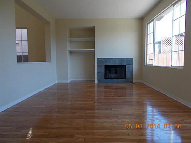 477 Poets Square Fallbrook, CA 92028 - Photo 5 of 11