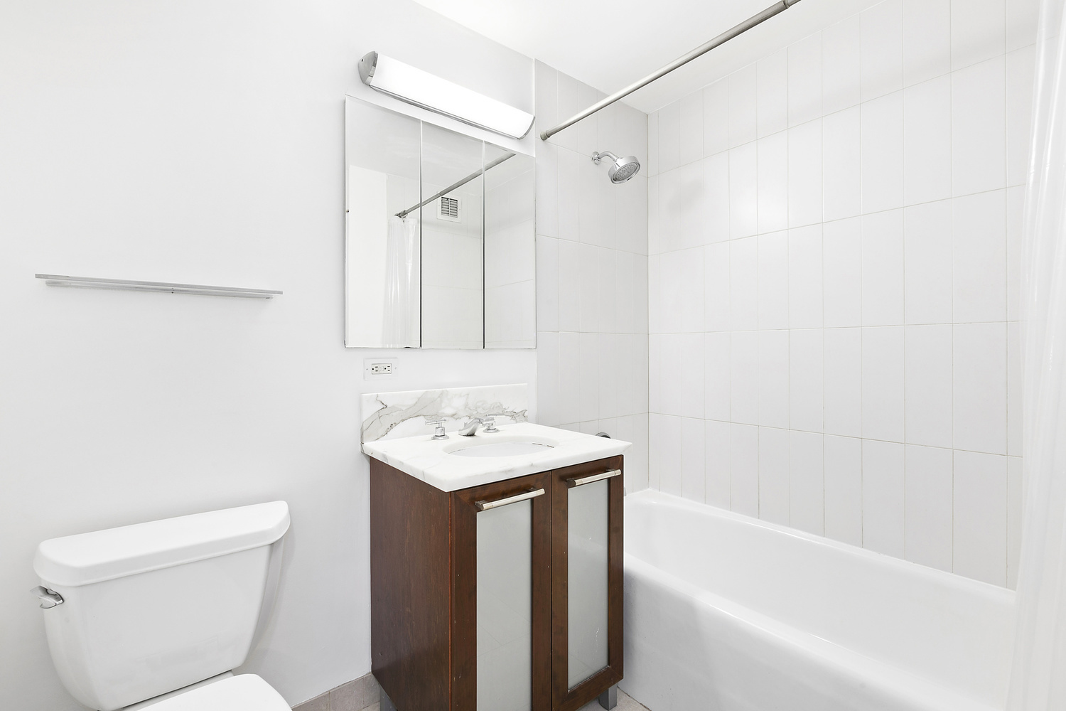 121 East 23rd Street, Unit 6G Manhattan, NY 10010 - Photo 4 of 9