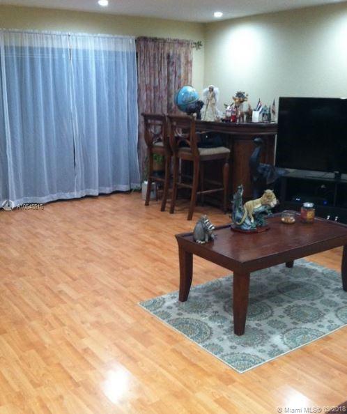 103 Tweedbrook Lane, Unit 101 Hollywood, FL 33021 - Photo 6 of 10