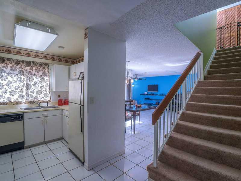 21733 Southwest 99th Avenue Miami, FL 33190 - Photo 6 of 18