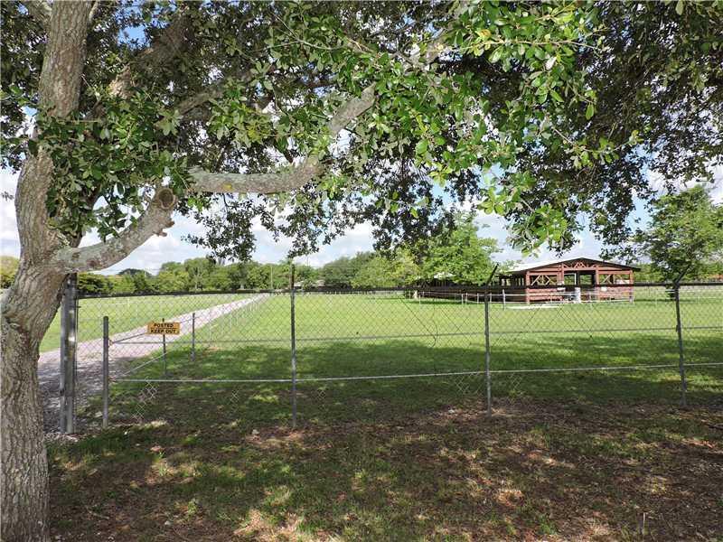 24430 Southwest 157th Avenue Homestead, FL 33031 - Photo 25 of 29
